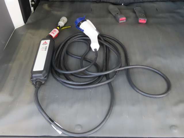 Mitsubishi MINICAB MIEV 2022-11 475637-19