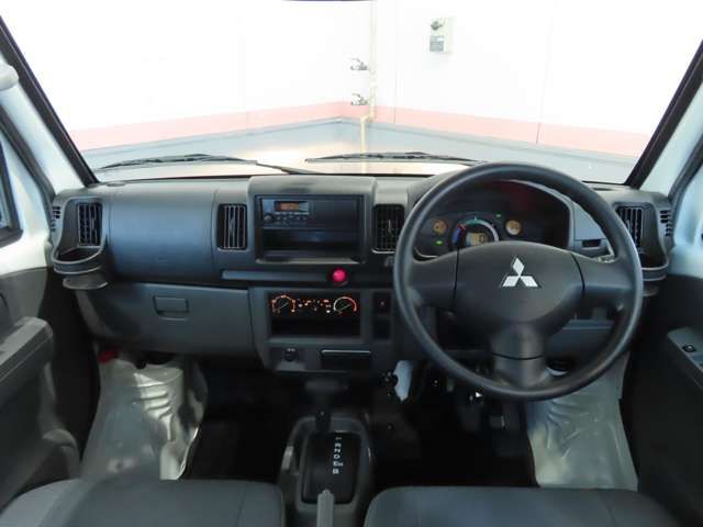 Mitsubishi MINICAB MIEV 2022-11 475637-2
