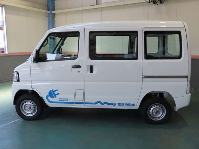 Mitsubishi MINICAB MIEV 2022-11 475637-5