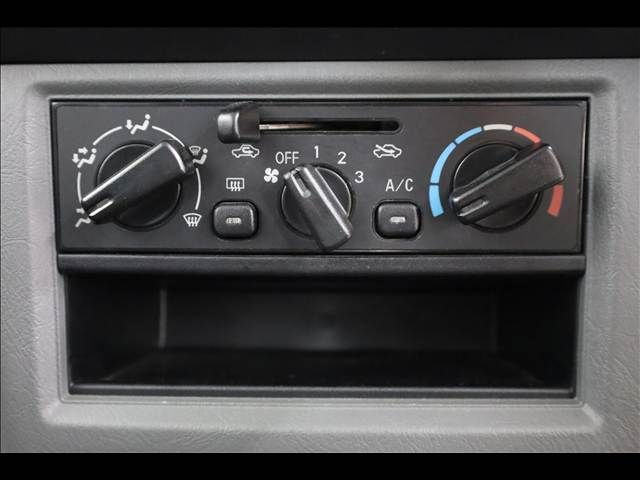 Mitsubishi MINICAB MIEV 2020-10 1546848-9