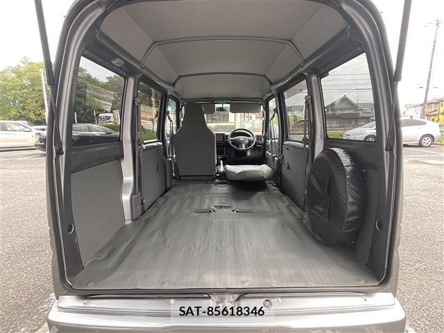 Mitsubishi MINICAB MIEV 2011-12 6676938-16