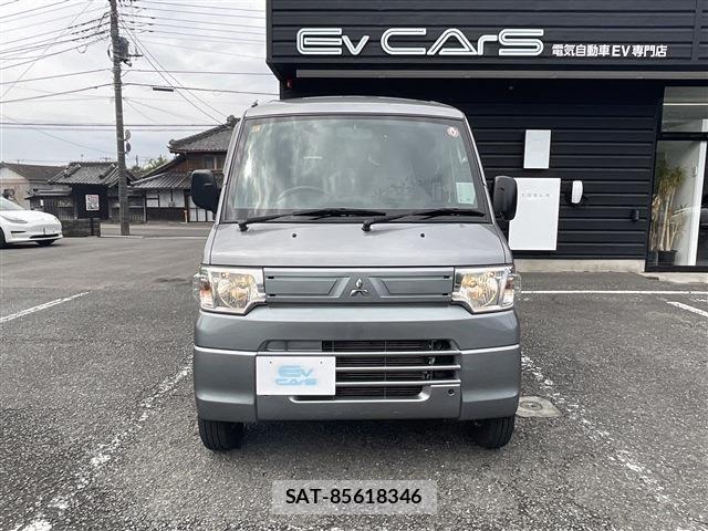 Mitsubishi MINICAB MIEV 2011-12 6676938-2