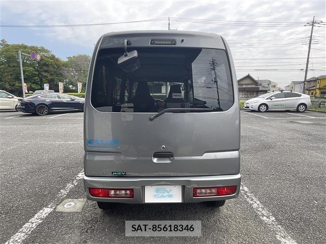 Mitsubishi MINICAB MIEV 2011-12 6676938-5