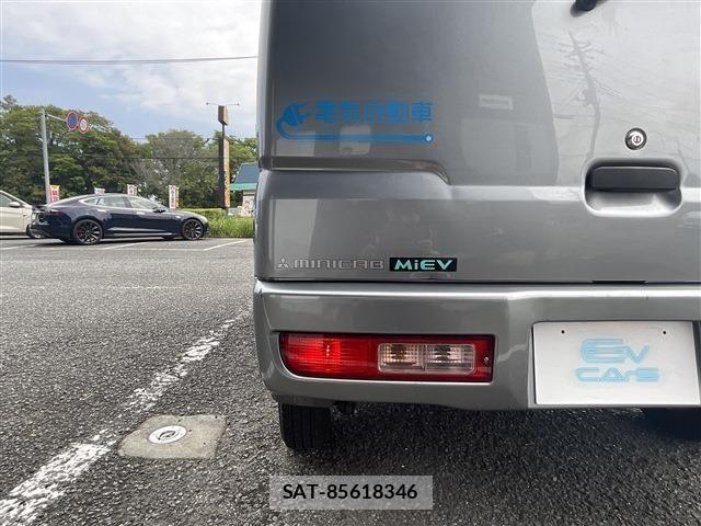 Mitsubishi MINICAB MIEV 2011-12 6676938-6