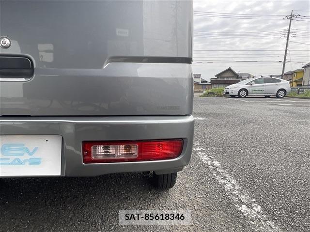 Mitsubishi MINICAB MIEV 2011-12 6676938-7