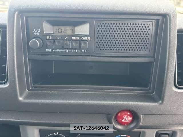 Mitsubishi MINICAB MIEV 2022-12 7059613-17