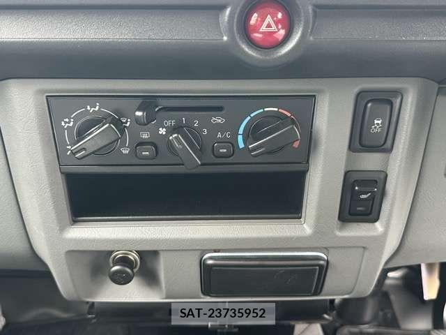 Mitsubishi MINICAB MIEV 2022-12 7455833-18