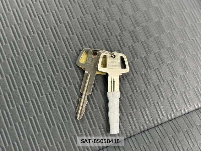 Mitsubishi MINICAB MIEV 2022-12 7455834-16