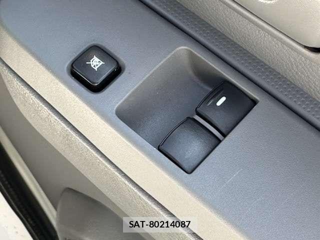 Mitsubishi MINICAB MIEV 2023-08 7618143-10