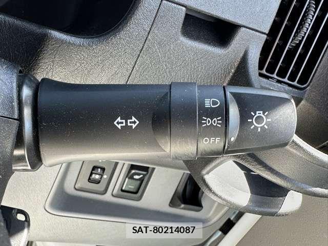 Mitsubishi MINICAB MIEV 2023-08 7618143-15