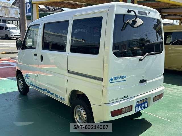 Mitsubishi MINICAB MIEV 2023-08 7618143-3
