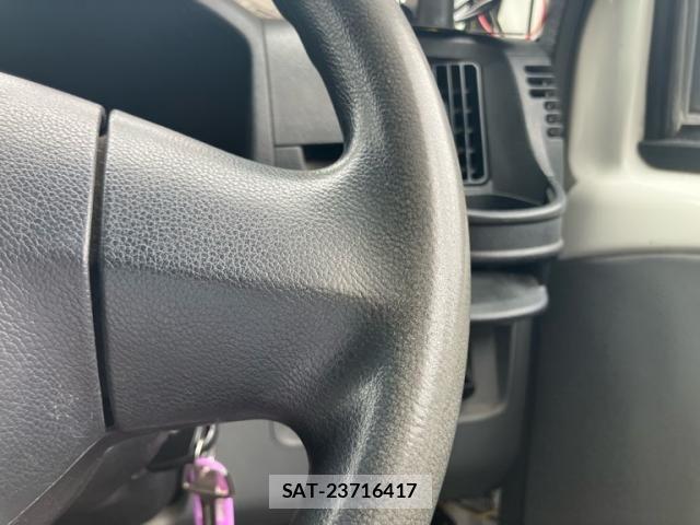 Mitsubishi MINICAB MIEV 2013-02 8100478-15