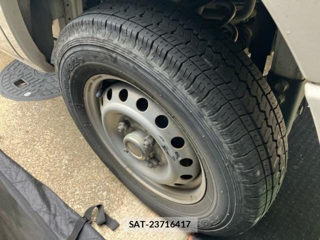 Mitsubishi MINICAB MIEV 2013-02 8100478-5