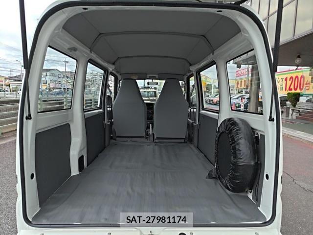 Mitsubishi MINICAB MIEV 2025-01 8354983-24
