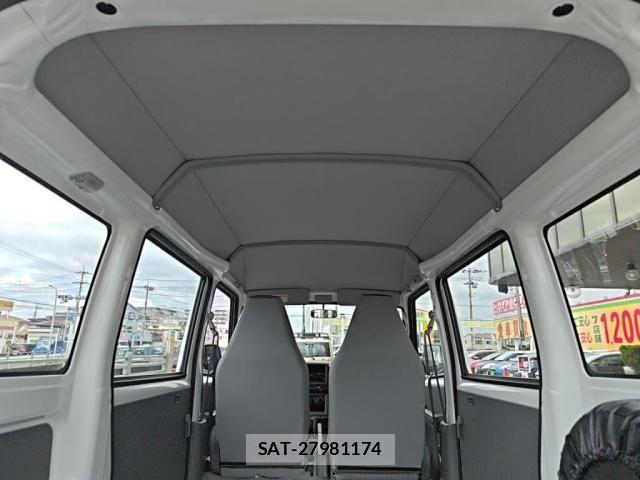Mitsubishi MINICAB MIEV 2025-01 8354983-26