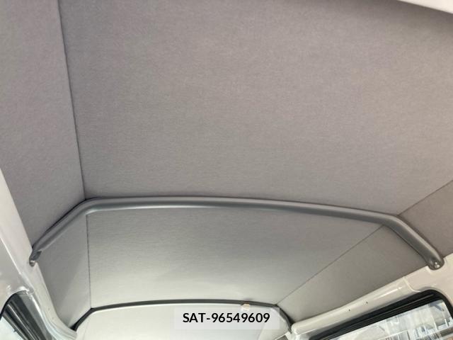 Mitsubishi MINICAB MIEV 2016-12 8438434-12