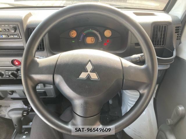 Mitsubishi MINICAB MIEV 2016-12 8438434-14