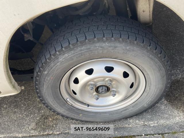 Mitsubishi MINICAB MIEV 2016-12 8438434-3
