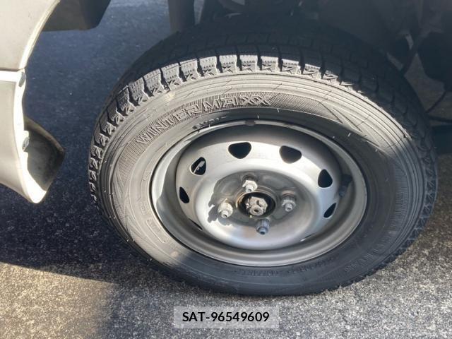 Mitsubishi MINICAB MIEV 2016-12 8438434-4
