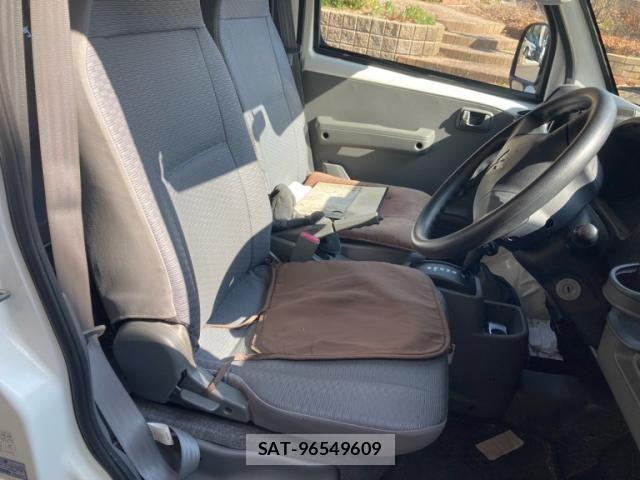 Mitsubishi MINICAB MIEV 2016-12 8438434-8