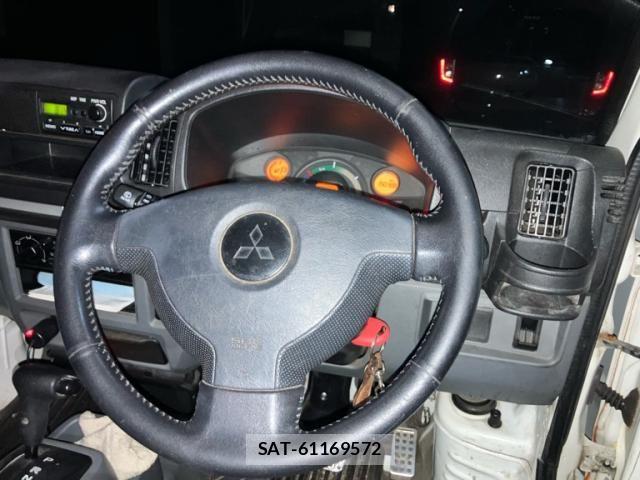 Mitsubishi MINICAB MIEV 2012-03 8666538-15