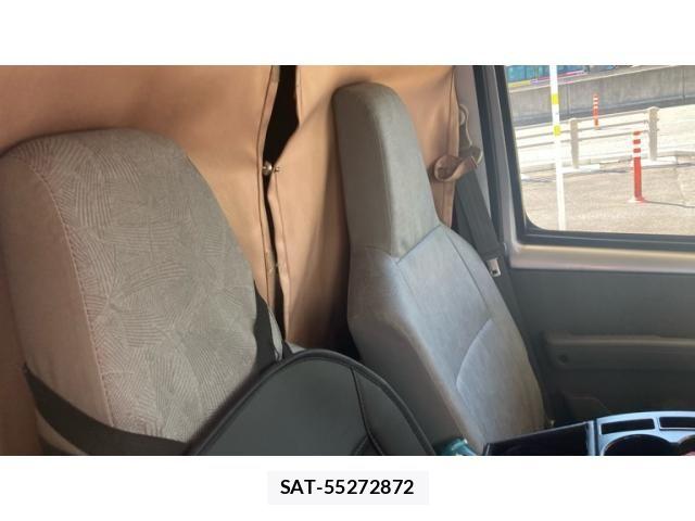 Mitsubishi MINICAB MIEV 2012-09 8849868-9