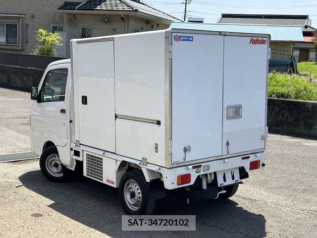 Mitsubishi MINICAB TRUCK 2015-09 1222906-1