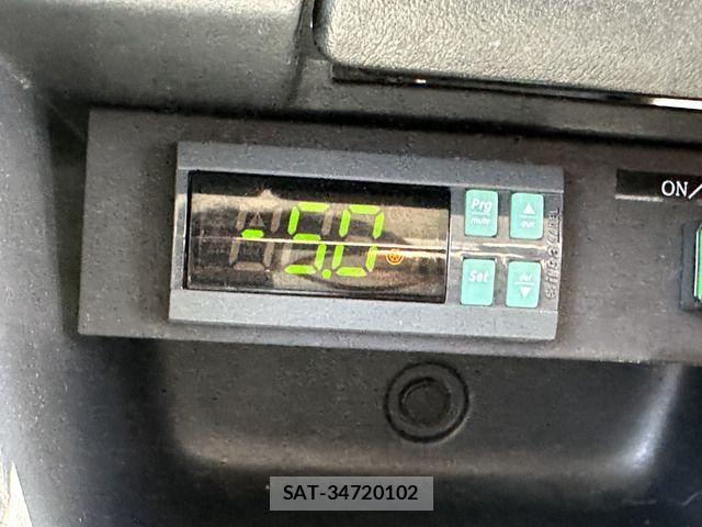 Mitsubishi MINICAB TRUCK 2015-09 1222906-6