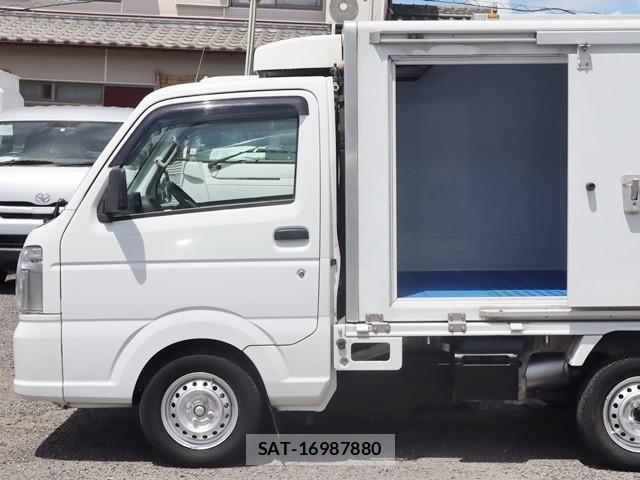 Mitsubishi MINICAB TRUCK 2021-03 1228749-9