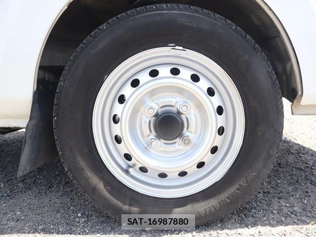Mitsubishi MINICAB TRUCK 2021-03 1228749-24