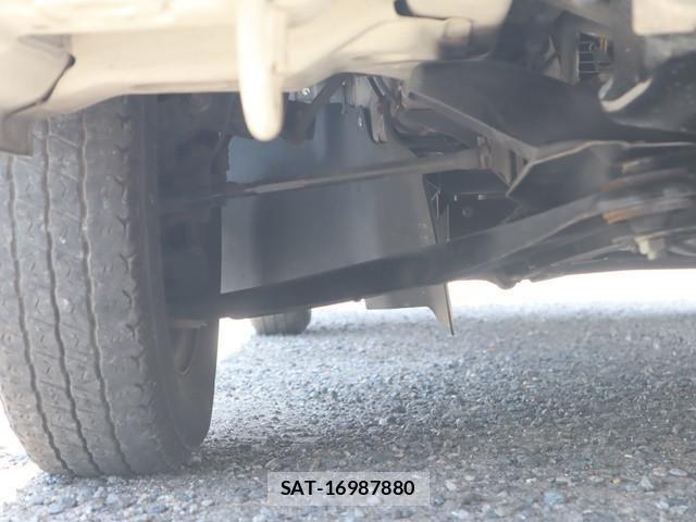 Mitsubishi MINICAB TRUCK 2021-03 1228749-25