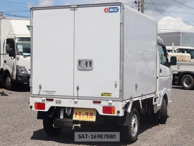 Mitsubishi MINICAB TRUCK 2021-03 1228749-4