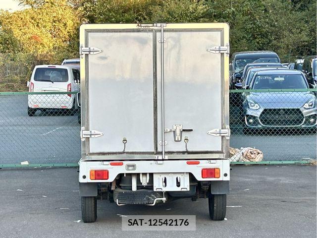 Mitsubishi MINICAB TRUCK 2015-06 1413529-10
