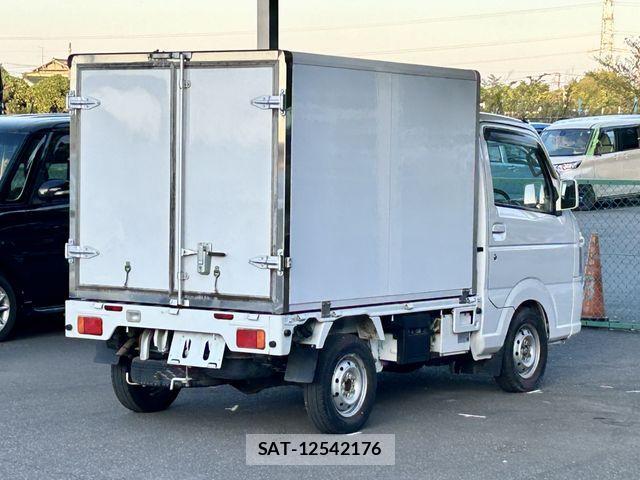 Mitsubishi MINICAB TRUCK 2015-06 1413529-11