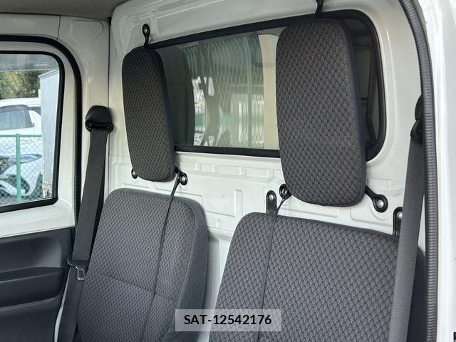 Mitsubishi MINICAB TRUCK 2015-06 1413529-28
