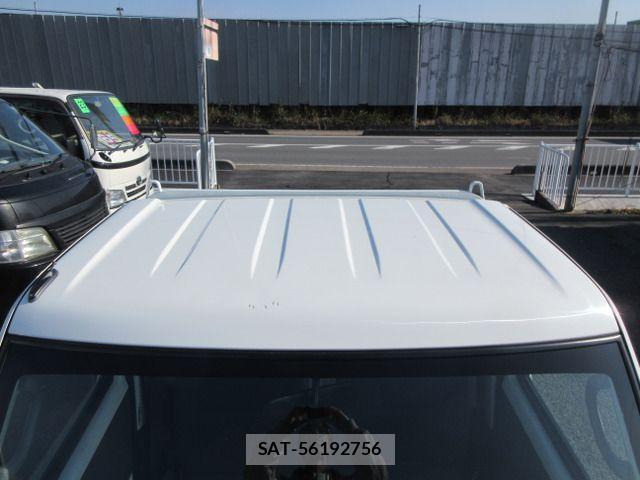 Mitsubishi MINICAB TRUCK 2013-08 1826839-9
