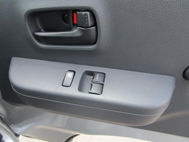 Mitsubishi MINICAB TRUCK 2026-03 6596765-13
