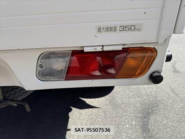 Mitsubishi MINICAB TRUCK 2006-07 6683883-25