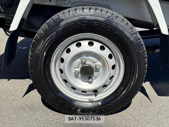 Mitsubishi MINICAB TRUCK 2006-07 6683883-28