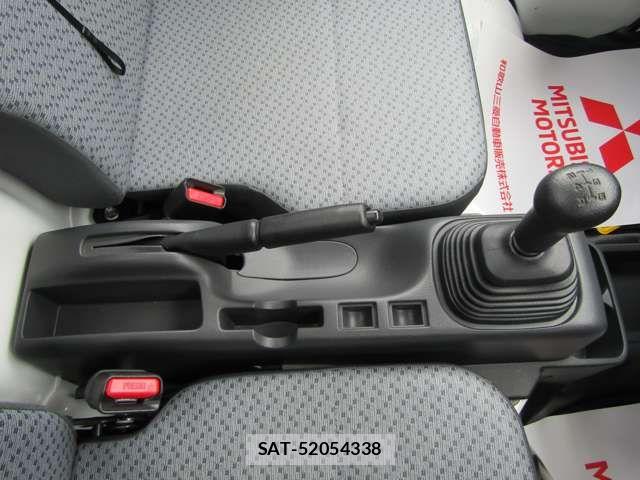 Mitsubishi MINICAB TRUCK 2022-09 6815940-11