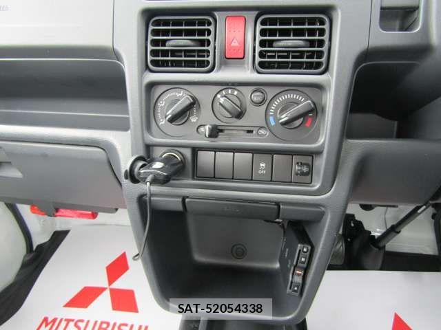Mitsubishi MINICAB TRUCK 2022-09 6815940-12
