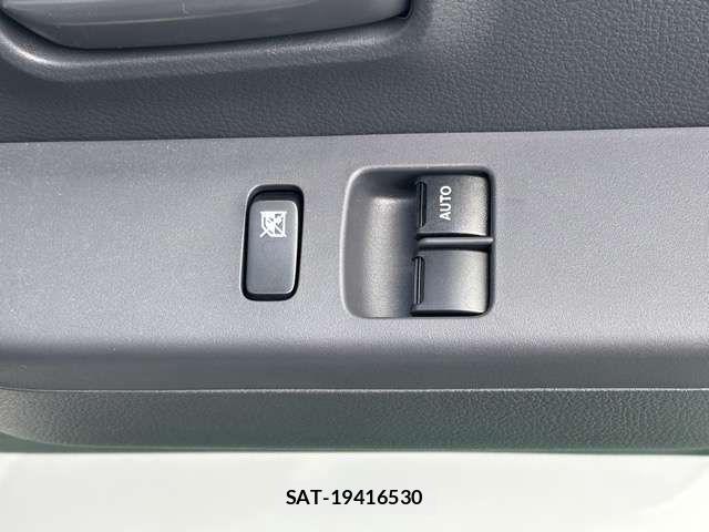 Mitsubishi MINICAB TRUCK 2025-03 7059615-9