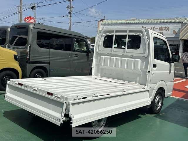 Mitsubishi MINICAB TRUCK 2025-03 7059614-9