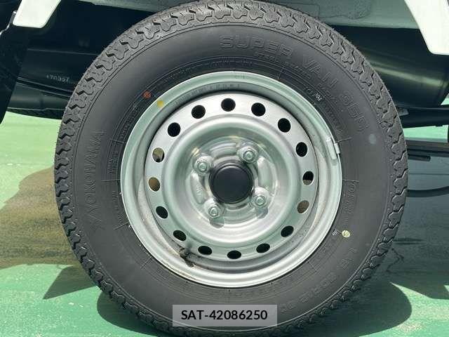 Mitsubishi MINICAB TRUCK 2025-03 7059614-11