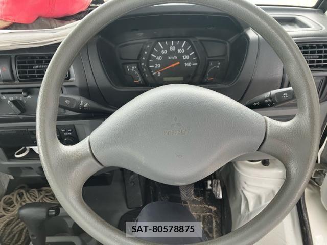 Mitsubishi MINICAB TRUCK 2008-10 7358768-8