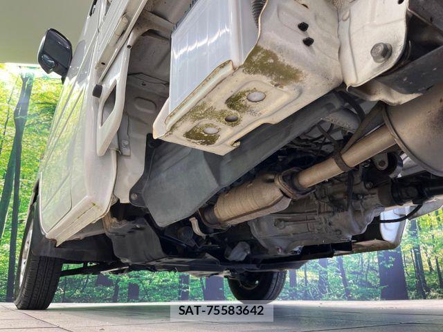 Mitsubishi MINICAB TRUCK 2010-07 8074631-17