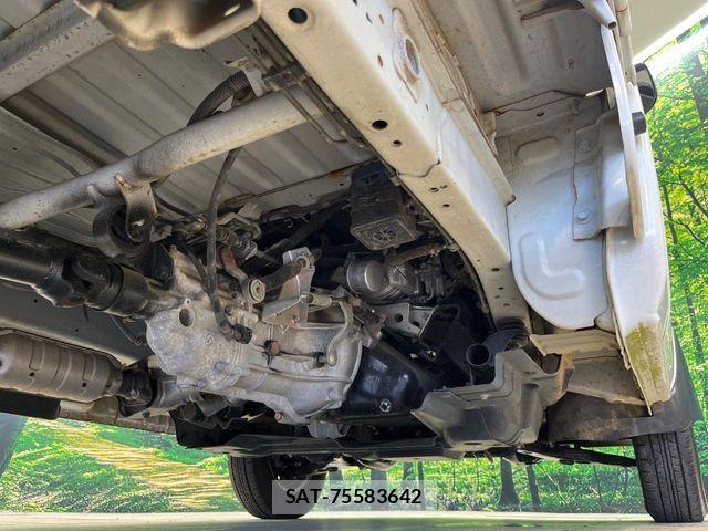 Mitsubishi MINICAB TRUCK 2010-07 8074631-18