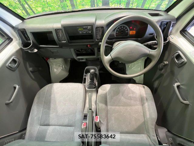 Mitsubishi MINICAB TRUCK 2010-07 8074631-1