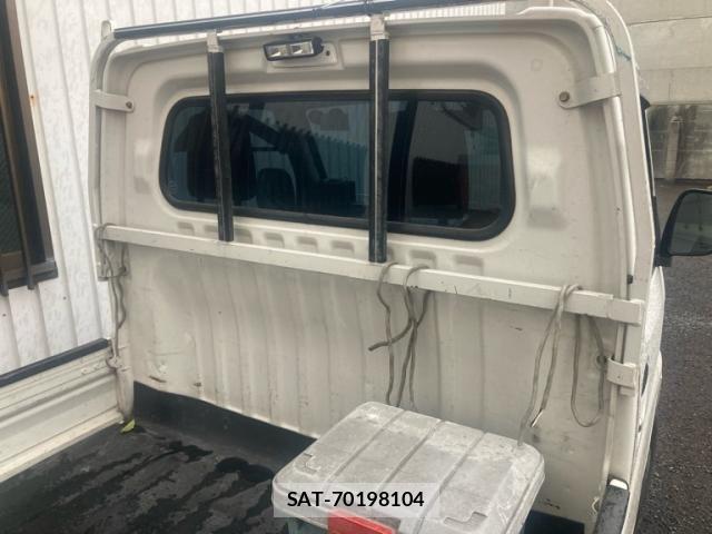 Mitsubishi MINICAB TRUCK 2000-01 8100479-12