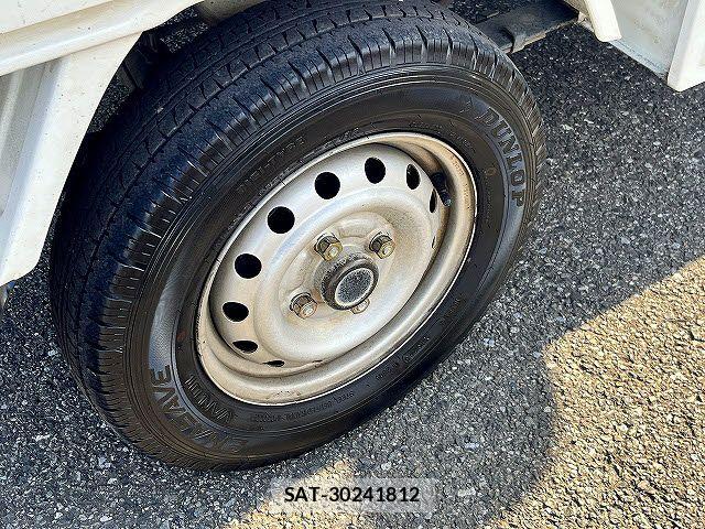 Mitsubishi MINICAB TRUCK 2004-06 8131259-26